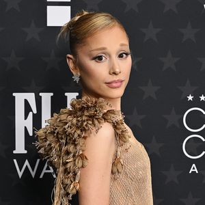 Ariana Grande au photocall de la 30ème édition des Critics Choice Awards au Barker Hangar à Santa Monica le 7 février 2025.
Broadimage / Bestimage