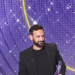 Exclusif - Cyril Hanouna sur le plateau de l’enregistrement de l’émission « Face à Hanouna » présentée par C.Hanouna et diffusée sur C8 le 30 novembre 2024, à Paris, France, le 28 novembre 2024. © Jack Tribeca / Bestimage