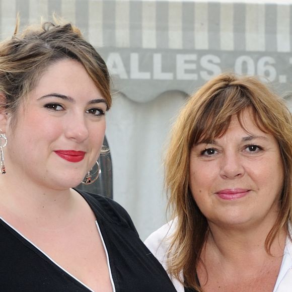 Michele Bernier et sa fille Charlotte Gaccio assistent à l'inauguration de la 30e Fête des Tuileries, qui s'est tenue au Jardin des Tuileries à Paris, en France, le 27 juin 2014. Photo : Aurore Maréchal/ABACAPRESS.COM