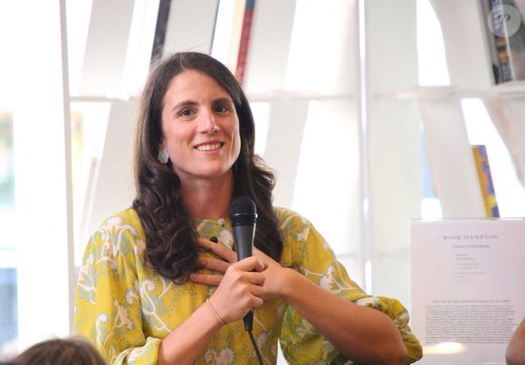 Fille de Caroline Kennedy et d'Edwin Schlossberg, Tatiana Schlossberg était la petite-fille de John F. Kennedy

Tatiana Schlossberg lors d'une conférence et d'une séance de dédicace pour son livre ''Inconspicuos Consumption:The Environmental Impact You Don't Know You Have'',.Book Hampton, East Hampton, NYC, USA le 31 août 2019. Photos par Sonia Moskowitz/ZUMA/ABACAPRESS.COM