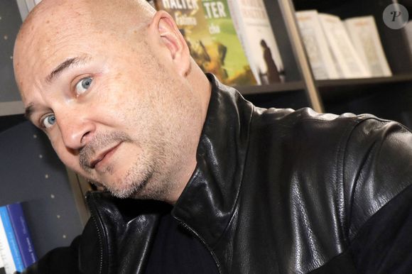Sébastien Cauet pose pour des photos à Paris, en France, le 17 mars 2019. Photo by Vim/ABACAPRESS.COM