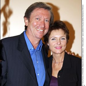 Jacques Legros évoque désormais un voyage en Californie aux côtés de son épouse Valérie, ses premières vraies vacances estivales depuis longtemps.


Paris-France. 07/02/2002. Dejeuner de la Saint-Valentin Chez Ledoyen pour celebrer les plus belles chansons d'Amour. Jacques Legros et sa femme. Emmanuel Fradin/ABACA