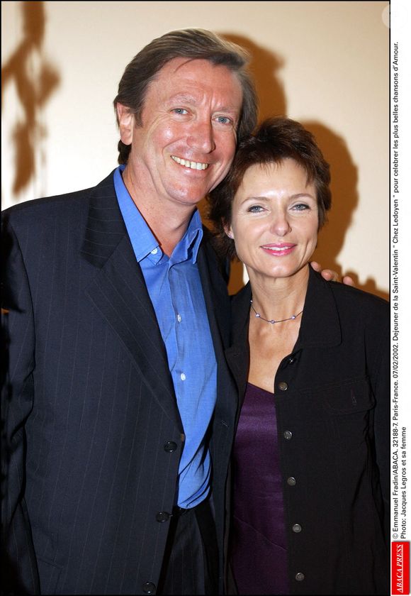 Jacques Legros évoque désormais un voyage en Californie aux côtés de son épouse Valérie, ses premières vraies vacances estivales depuis longtemps.


Paris-France. 07/02/2002. Dejeuner de la Saint-Valentin Chez Ledoyen pour celebrer les plus belles chansons d'Amour. Jacques Legros et sa femme. Emmanuel Fradin/ABACA