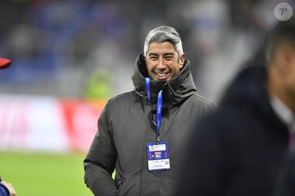 Pour la couvrir en direct sur M6, il faudra compter sur les commentaires du journaliste expérimenté Smaïl Bouabdellah.

Smaïl Bouabdellah host Bein sport TV sports channel during the French L1 football match between Olympique Lyonnais (OL) and Toulouse TFC at The Groupama Stadium in Decines-Charpieu, on January 18, 2024. © Mourad Allili/PsNewZ/Bestimage