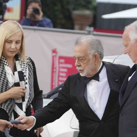 Son dernier film, Megalopolis, n'a rapporté "que" 14,4 millions de dollars.


Venise, Italie, 27 août 2025. 
Lena Herzog, Francis Ford Coppola et Werner Herzog
 Laurent Lairys /PSNEWZ / Bestimage