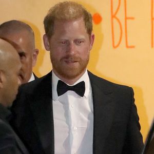 Exclusif - Le prince Harry assiste à la cérémonie des Légendes Vivantes de l'Aviation à Beverly Hills, le 25 avril 2025.

Photo : Coleman-Rayner / Bestimage