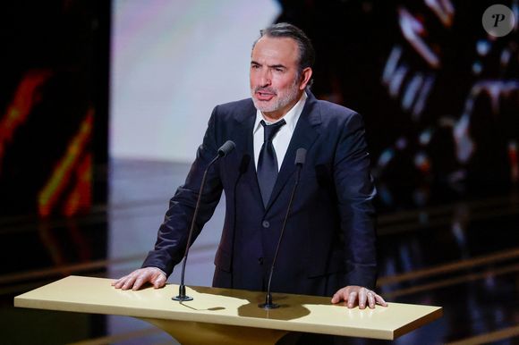 Jean Dujardin lors de la 51ème cérémonie des César à l'Olympia à Paris, France, le 26 février 2025 © Borde-Jacovides/Bestimage