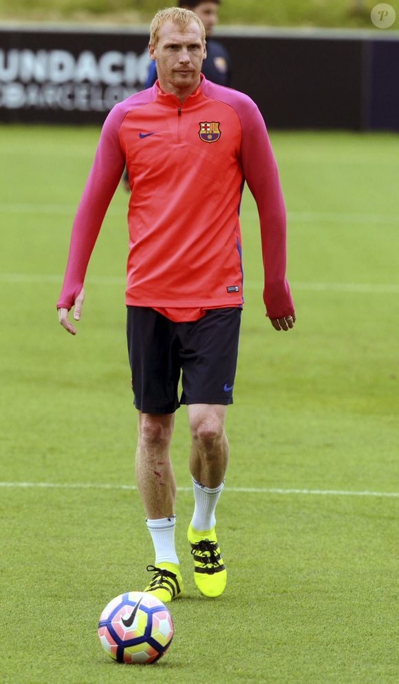 Une reconversion surprenante pour Jérémy Mathieu, qui risque d’attirer du monde

Le joueur du FC Barcelone, le Français Jeremy Mathieu, assiste à une séance d'entraînement à St. George's Park dans le Staffordshire, en Grande-Bretagne, le 29 juillet 2016. Le FC Barcelone jouera un match de pré-saison contre le Celtic Football Club le 30 juillet. Photo Sean Dempsey/EFE/ABACAPRESS.COM