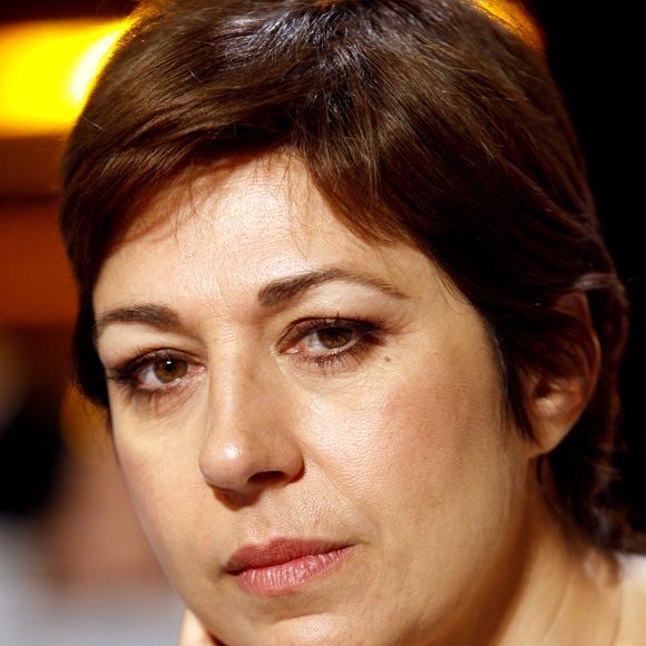 Archives - Portrait de Valérie Benguigui - Avril 2012  

Photo : JLPPA / Bestimage