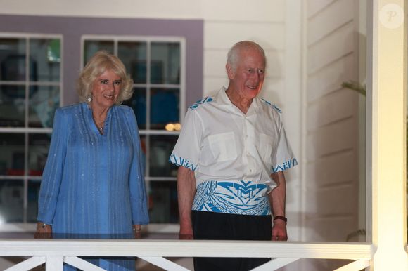 Le roi Charles III d'Angleterre et la reine consort Camilla Parker Bowles lors d'une réception au musée Robert Louis Stevenson dans les Iles Samoa, à l'occasion de leur visite en Australie. Le 25 octobre 2024
© Ian Vogler / MirrorPix / Bestimage