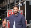 "C'est devenu, cette chanson, l'hymne de toutes les personnes qui se séparent", lui lançait, le 6 mars dernier, Laurent Ruquier, qui le recevait dans Les Grosses Têtes sur RTL.

Exclusif - Jérémy Frérot - Studio - Enregistrement de l'émission "Le Grand Echiquier, Spéciale Outre-Mer", présentée par C.Chazal et A.Manoukian et diffusée le 31 octobre sur France 2
© Jack Tribeca / Bestimage