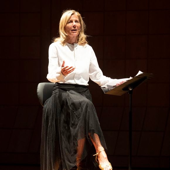 Exclusif - Claire Chazal récite une histoire d'amour provençale aux côtés d'un baryton, d'un pianiste et d'un danseur lors de la 2ème édition du Festival de Toulouse à l'auditorium Saint-Pierre-des-Cuisines à Toulouse, France, le 9 juillet 2023. © Frédéric Maligne/Bestimage