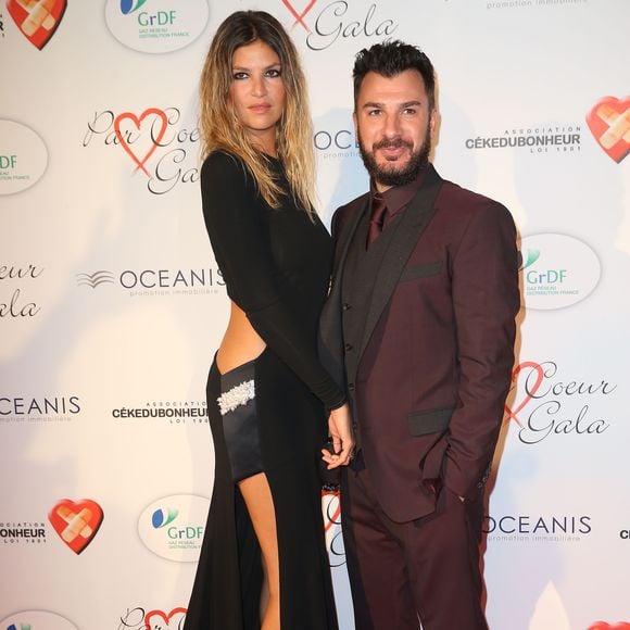 Installé dans le sud de la France avec sa compagne Isabelle Funaro et leurs deux enfants, Seven et Stellar, Michaël Youn mène une vie bien remplie.

Michaël Youn et sa compagne Isabelle Funaro - Des personnalités au gala « Par Coeur » organisé à l'occasion des 10 ans de l'association « Cekedubonheur » au pavillon d'Armenonville à Paris. Le 24 septembre 2015