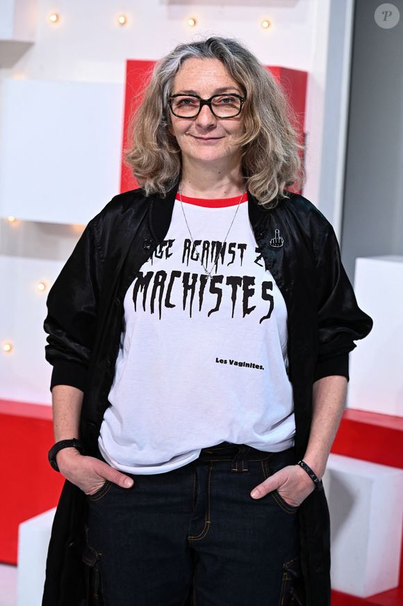 C'est "un endroit complètement magique, en fait", ajoute Corinne Masiero, dans "Sept à huit". 

Exclusif - Corinne Masiero - Enregistrement de l'émission "Vivement dimanche" au studio Gabriel à Paris, le 17 avril 2024. © Guillaume Gaffiot / Bestimage