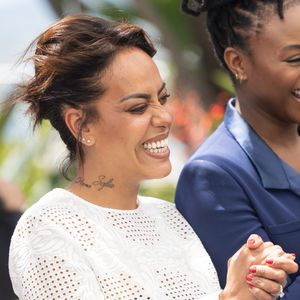 Amel Bent au photocall du film "Ma Frère" lors du 78ème Festival International du Film de Cannes, au Palais des Festivals à Cannes, France, le 22 mai 2025. © Jacovides-Moreau/Bestimage
