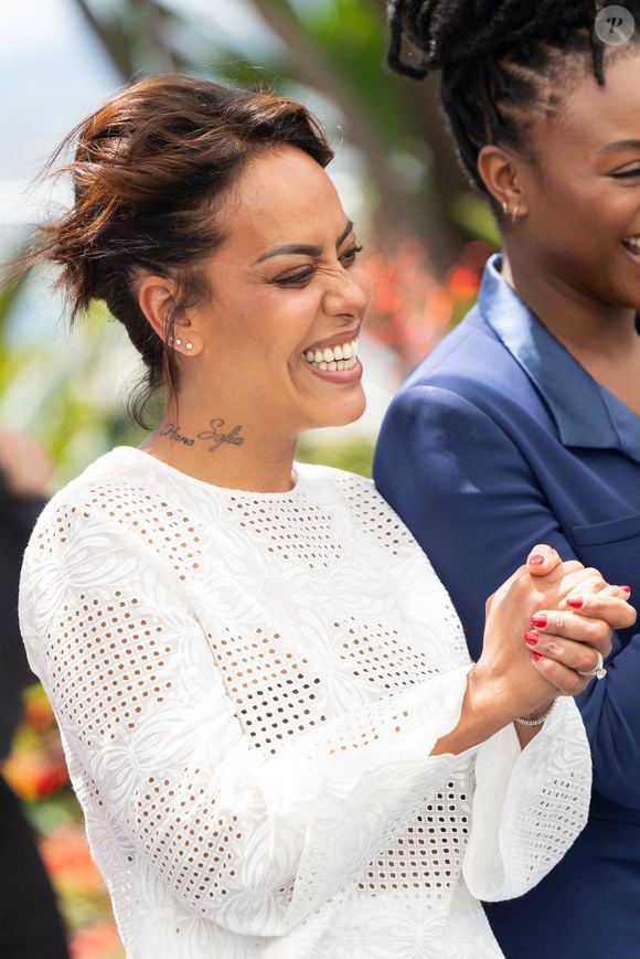 Amel Bent au photocall du film "Ma Frère" lors du 78ème Festival International du Film de Cannes, au Palais des Festivals à Cannes, France, le 22 mai 2025. © Jacovides-Moreau/Bestimage