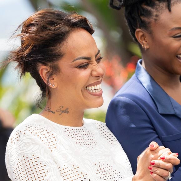 Amel Bent au photocall du film "Ma Frère" lors du 78ème Festival International du Film de Cannes, au Palais des Festivals à Cannes, France, le 22 mai 2025. © Jacovides-Moreau/Bestimage