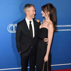 Elle est déjà la maman de deux garçons, Jack et Jonathan, fruits de son mariage avec Adam Shulman.

Anne Hathaway et son mari Adam Shulman assistent à l'avant-première de la comédie musicale "The Music Man" au Winter Garden Theatre à New York.
Bestimage