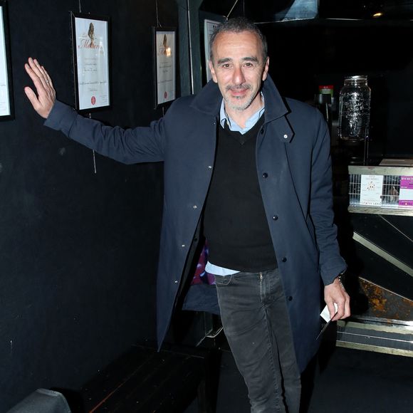 Elie Semoun profite de chaque pause de sa tournée pour passer du temps avec son nouveau-né.

Elie Semoun - Générale de la Pièce "On va tous être d'accord... ou pas " au théâtre Lepic à Paris le 6 Mai 2025. © Bertrand Rindoff/Bestimage