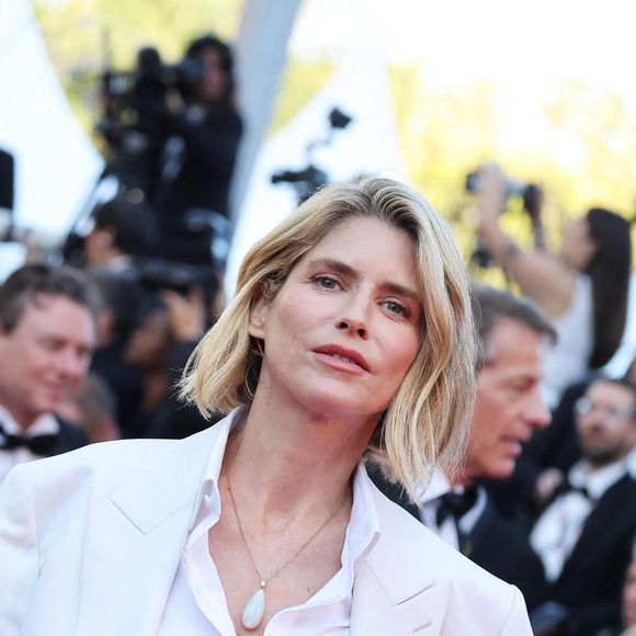 Alice Taglioni - Montée des marches du film « Histoires de la nuit » lors du 79ème Festival International du Film de Cannes, le 22 mai 2026. © Jacovides-Moreau / Bestimage
 00756748
