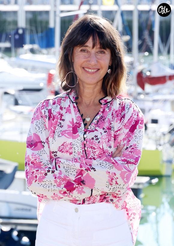 Alexia Laroche-Joubert lors du photocall du Festival de la Fiction de la Rochelle le 18 Septembre 2025. © Denis Guignebourg/Bestimage