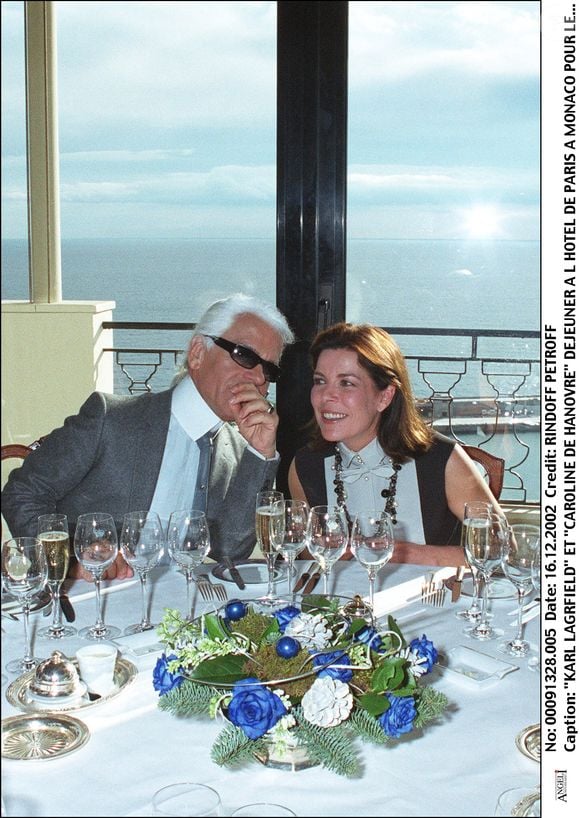 Karl Lagerfeld et la princesse Caroline de Hanovre. Déjeuner à l'hôtel de Paris à Monaco en 2002. © BERTRAND RINDOFF PETROFF / BESTIMAGE