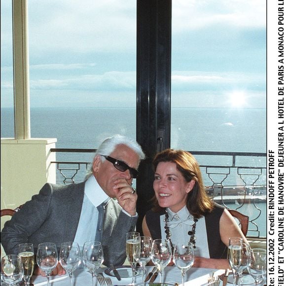Karl Lagerfeld et la princesse Caroline de Hanovre. Déjeuner à l'hôtel de Paris à Monaco en 2002. © BERTRAND RINDOFF PETROFF / BESTIMAGE