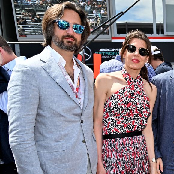 Charlotte Casiraghi et Dimitri Rassam - La famille princière de Monaco lors du 80ème Grand Prix de Monaco de Formule 1 à Monaco le 28 mai 2023. © Bruno Bebert/Bestimage 
The princely family of Monaco during the 80th Formula 1 Monaco Grand Prix in Monaco on May 28, 2023.