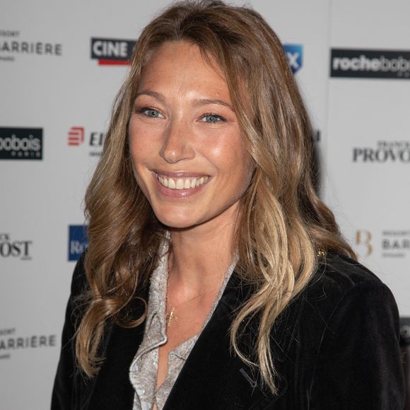 Laura Smet au photocall pour la cérémonie de clôture du 32ème festival du film britannique de Dinard, France, le 2 octobre 2021. © Jeremy Melloul/Bestimage