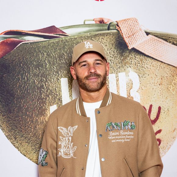 "Et quand tu commences à avoir de l'argent, tu combles ce manque que t'as eu quand t'étais ado et puis t'en prends plein, plein, plein !"

Franck Gastambide - Première du film "Le Jour J" à Paris, le 9 octobre 2025.
© Julien Sarkissian/Bestimage