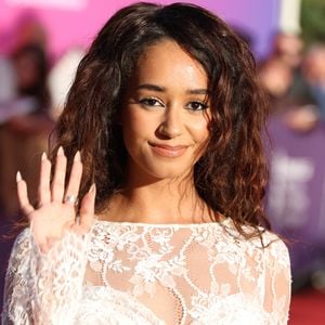 L'effervescence autour de Léna Situations ne s'est pas éteinte avec la fin définitive de ses fameux Vlogs d’août.
Léna Mahfouf (Léna Situations) lors de l'ouverture de la 52ème édition du Festival du Cinema Américain de Deauville.
© Denis Guignebourg/Bestimage