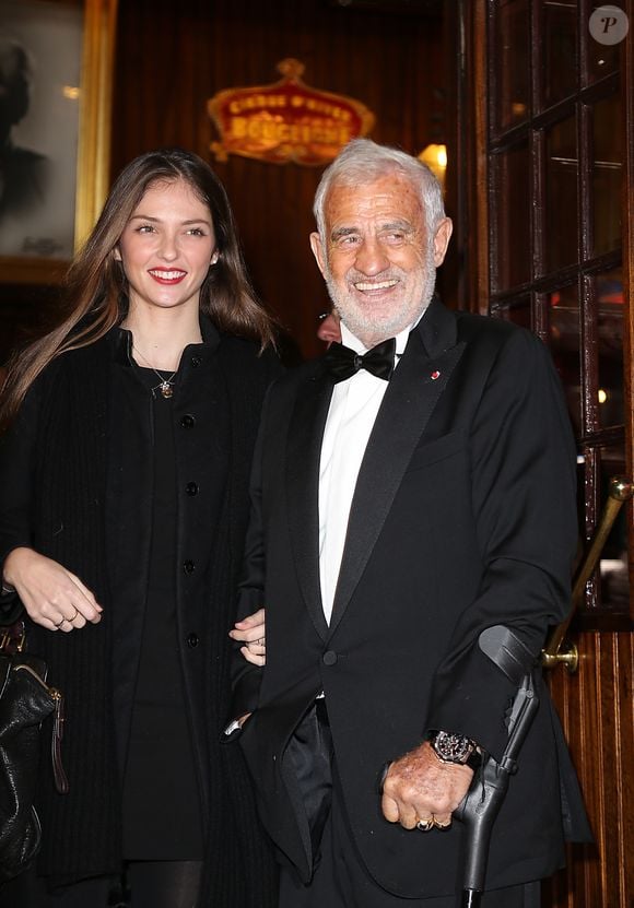 Jean-Paul Belmondo et sa petite-fille Annabelle à Paris le 18 Novembre 2013. @Bestimage