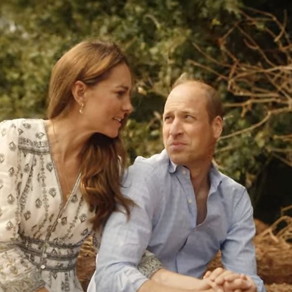 Mais en septembre contre toute attente, la soeur de Pippa Middleton a révélé au monde qu'elle en avait fini avec sa chimiothérapie.

Kate Middleton en a fini avec la chimiothérapie et annonce dans une vidéo publiées sur les réseaux sociaux le 9 septembre 2024 qu’elle reprend ses activités.
© Prince and Princess of Wales Instagram via Bestimage