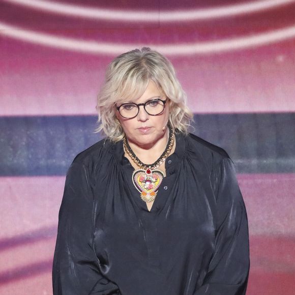 Laurence Boccolini n'est pas en pleine forme.

Exclusif - Laurence Boccolini - Tournage de l'émission "Sketch Story", présentée par L.Boccolini.
© Jack Tribeca / Bestimage