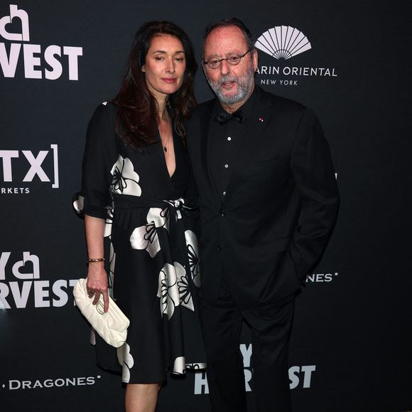 Jean Reno et Zofia Borucka assistent au Gala City Harvest au restaurant Cipriani à New York, NY le 22 avril 2025. Photo par Charles Guerin/ABACAPRESS.COM