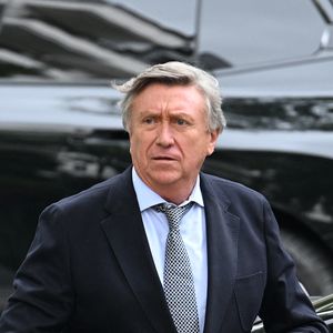 Jacques Legros a quitté la présentation du journal télévisé TF1 après plus de deux décennies de service.

Jacques Legros - Arrivées aux obsèques de Nonce Paolini en l'église Saint-Honoré-d'Eylau, à Paris, France.