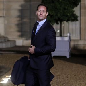 Thomas Pesquet arrive au dîner en l'honneur des chefs d'État et de gouvernement et des dirigeants d'organisations internationales participant au 6e Forum de Paris sur la paix, au palais de l'Élysée. © Stéphane Lemouton / Bestimage