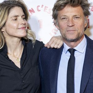 Habituellement très discret sur sa vie privée, Laurent Delahousse a fait une tendre exception ce dimanche à l'occasion des 50 ans d'Alice Taglioni.

Alice Taglioni, Laurent Delahousse au photocall des invités au dîner de gala de l'association "Un rien c'est tout" au musée de l'armée aux Invalides à Paris.
© Cyril Moreau / Bestimage