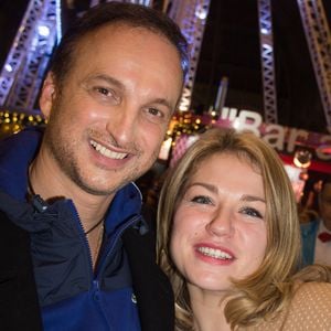 Michel Ferracci et Emilie Dequenne à l'inauguration de la 3ème édition "Jours de Fêtes" au Grand Palais à Paris, le 17 décembre 2015. 

Photo : Agence / Bestimage