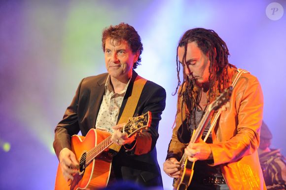 Francis Cabrel se produit en direct au Paléo Festival à Nyon, en Suisse, le 25 juillet 2009. Photo Loona/ABACAPRESS.COM