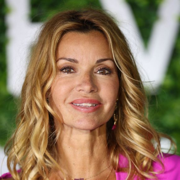 Elle a également diffusé des photos montrant les pompiers et les avions bombardiers d'eau intervenir à proximité de leur maison.

Ingrid Chauvin au photocall de la série "Demain nous appartient" lors du 60ème Festival de Télévision de Monte-Carlo au Grimaldi Forum à Monaco, le 19 juin 2021.

© Agence / Bestimage