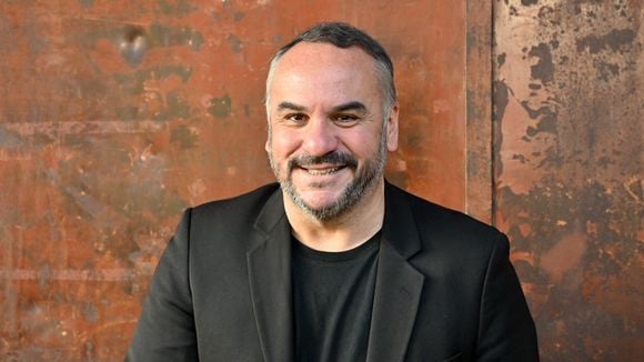François-Xavier Demaison s'offre un moment privilégié avec une vue imprenable sur l’océan (le menu est à 79 euros)