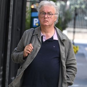 Dominique Besnehard - Obsèques de la chanteuse et pianiste française Marie-Paule Belle, en l'église Saint-Roch à Paris le 3 aout 2026. Elle est décédée d'un cancer du sein à l'âge de 80 ans, le 25 juillet 2026, à Neuilly-sur-Seine. Elle était surtout connue pour son succès de 1976, « La Parisienne ».
Agence / Bestimage