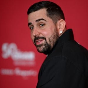 Alors qu'il a connu le succès avec son film Un p'tit truc en plus, Artus s'est confié sur des addictions du passé. 

Victor-Artus Solaro alias Artus assiste au dîner des nominés des César au Fouquet's Barriere sur l'avenue des Champs-Elysées à Paris, France. Photo par Franck Castel/ABACAPRESS.COM