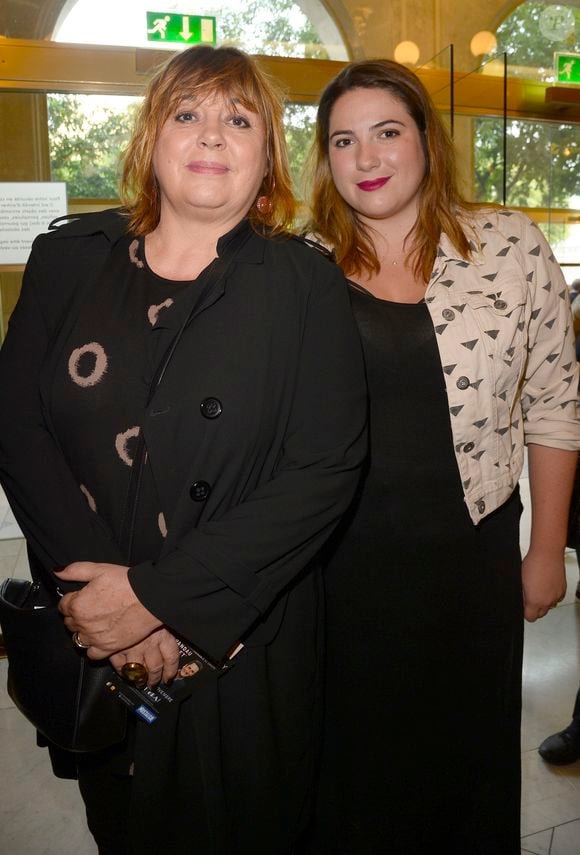 Michèle Bernier et sa fille Charlotte Gaccio - People assistent au concert de Patrick Bruel qui chante Barbara au Théâtre du Châtelet à Paris le 6 juin 2016. © Coadic Guirec / Bestimage (no web - No Blog pour suisse et Belgique)