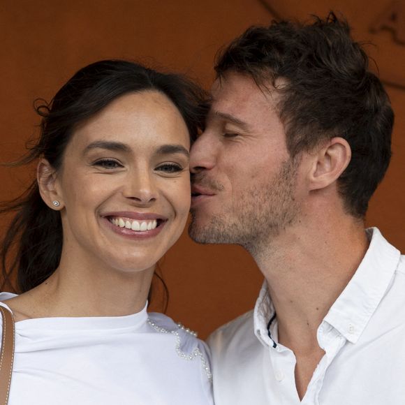 Marine Lorphelin (Miss France 2013) et son compagnon Stanislas Gruau au Village lors des Internationaux de France de Tennis de Roland Garros 2025 le 3 juin 2025 à Paris.  © Moreau / Jacovides / Bestimage