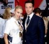 Elle arborait un total look blanc, rehaussé d'un foulard noué autour du cou. 
Jordan Bardella avec sa compagne la princesse Maria Carolina de Bourbon-Deux-Siciles assistent au Formula 1 Louis Vuitton Grand Prix de Monaco 2026 le 7 juin 2026. © Olivier Huitel/Pool Monaco/Bestimage