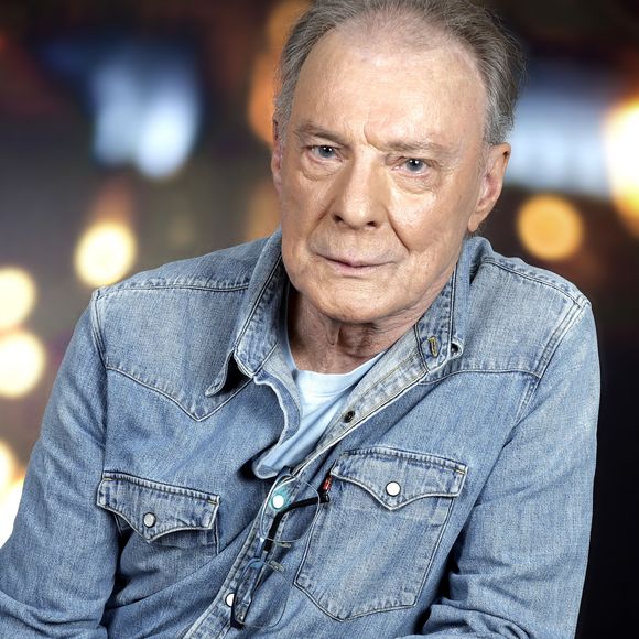 Exclusif - Portrait d'Herbert Léonard à Paris, le 8 octobre 2024.

Photo : Cédric Perrin/Bestimage