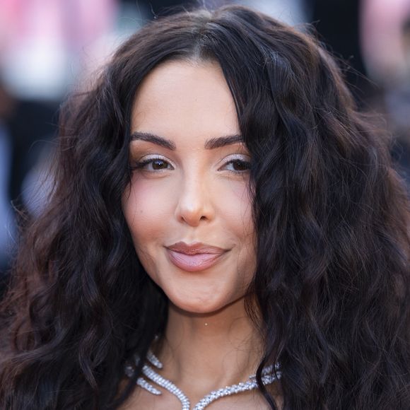 Nabilla Benattia - Montée des marches du film "The history of sound" lors du 78ème Festival International du Film de Cannes, au Palais des Festivals à Cannes. Le 21 mai 2025. © Jacovides-Moreau / Bestimage