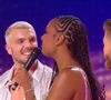 Elle a obtenu 30 points avec deux 7 et deux 8.


Danse avec les stars : Angélique Angarni-Filopon perds ses moyens, tout ne s'est pas passé comme elle l'espérait - capture d'écran TF1